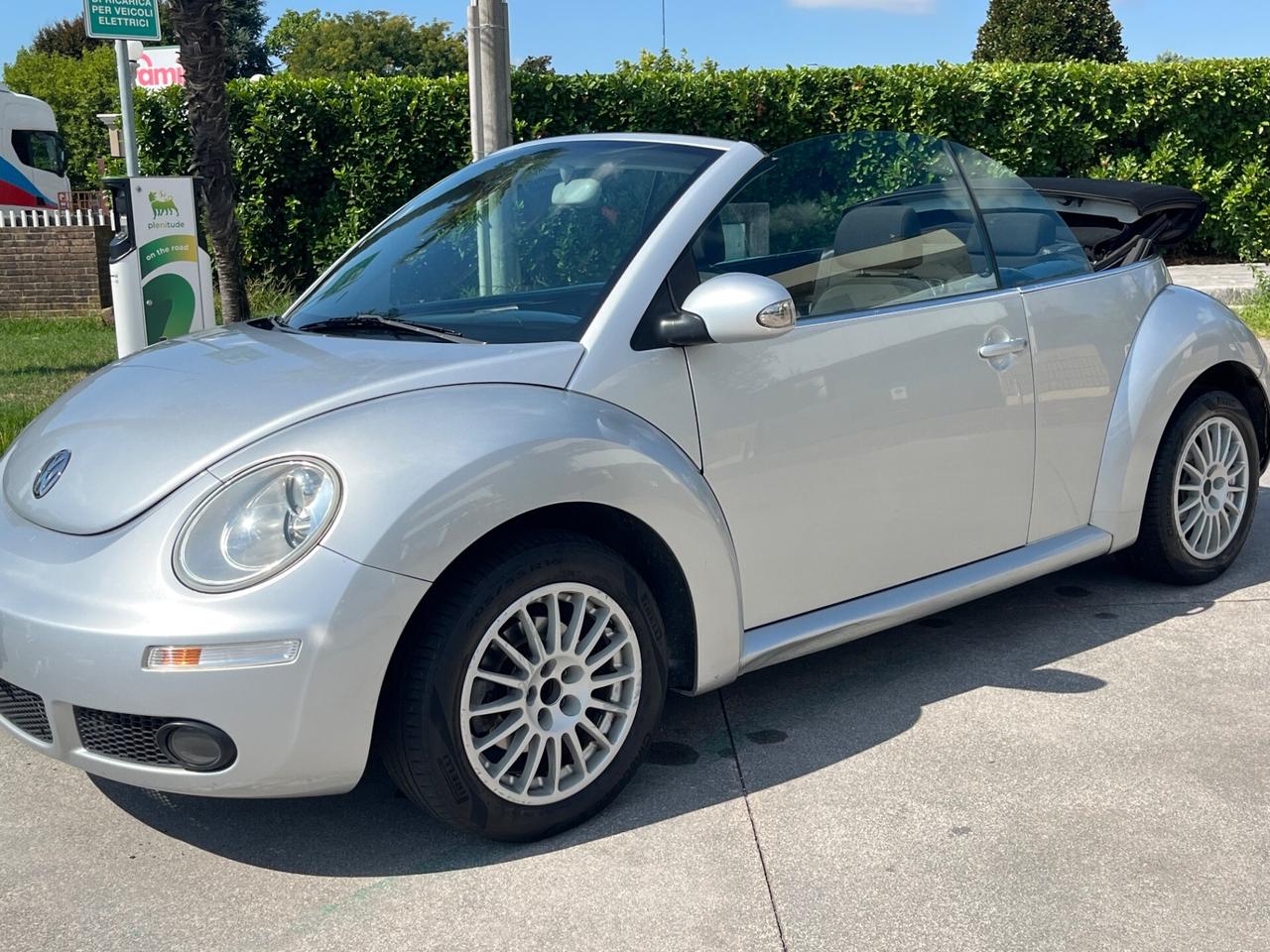 Volkswagen New Beetle 1.9 TDI 105CV Cabrio