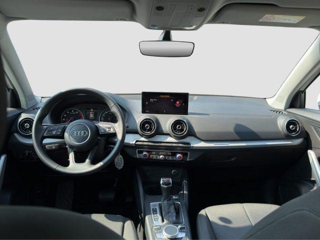 AUDI Q2 Q2 35 TFSI S tronic Business