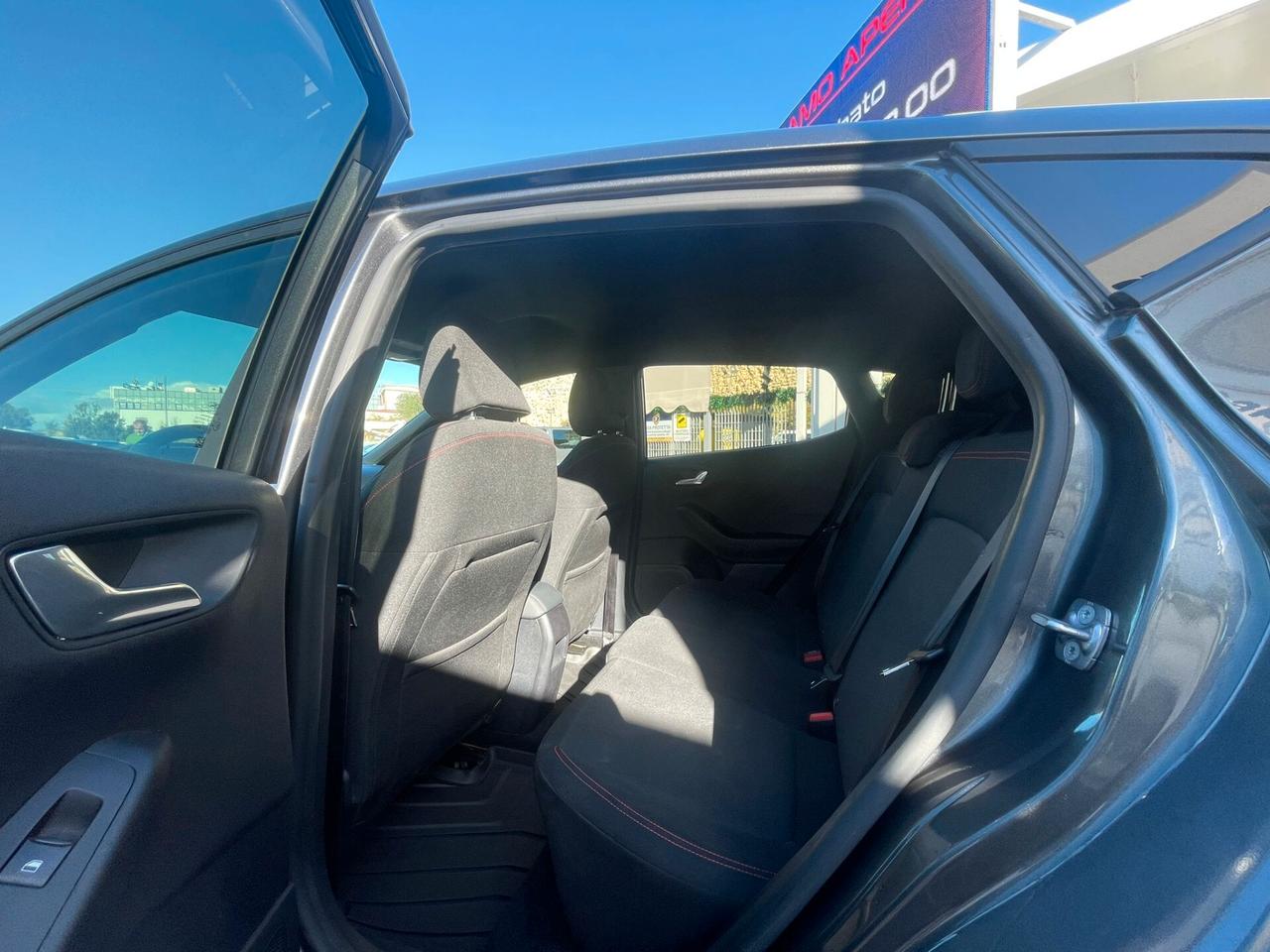 Ford Fiesta 1.0 Ecoboost Hybrid 125 CV 5 porte ST-Line