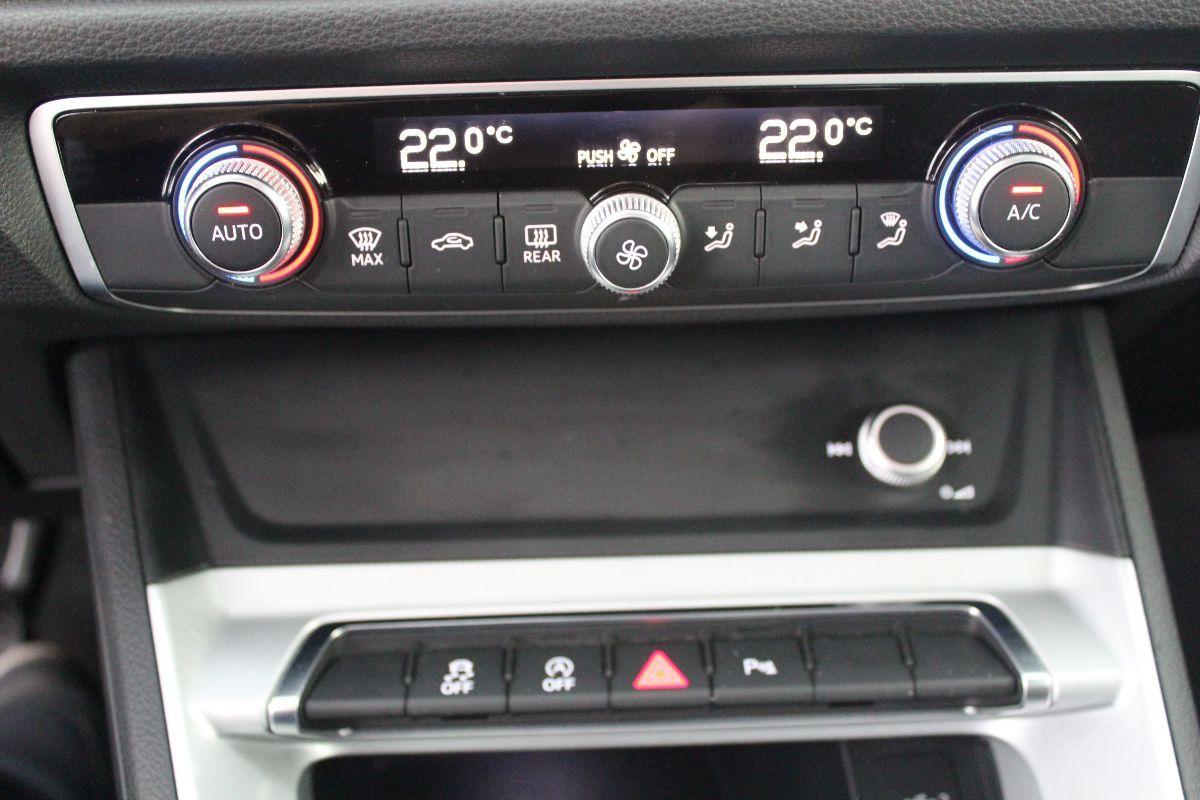AUDI - Q3 - 35 TDI S tronic Business