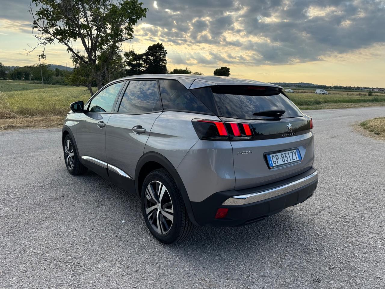 Peugeot 3008 BlueHDi 130 S&S EAT8 Allure Pack