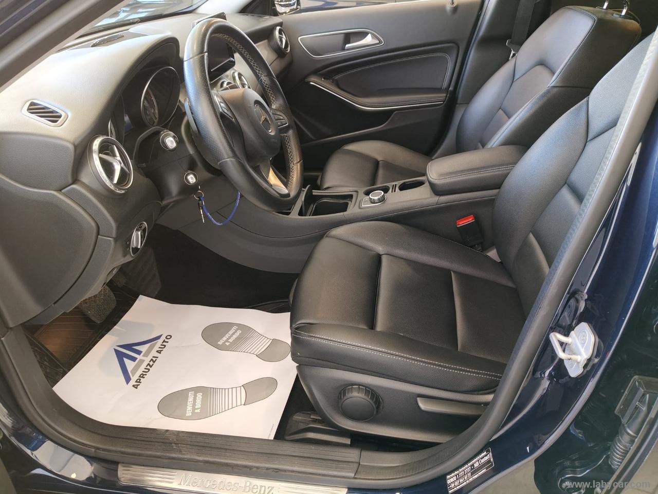 MERCEDES-BENZ GLA 180 d Automatic Sport