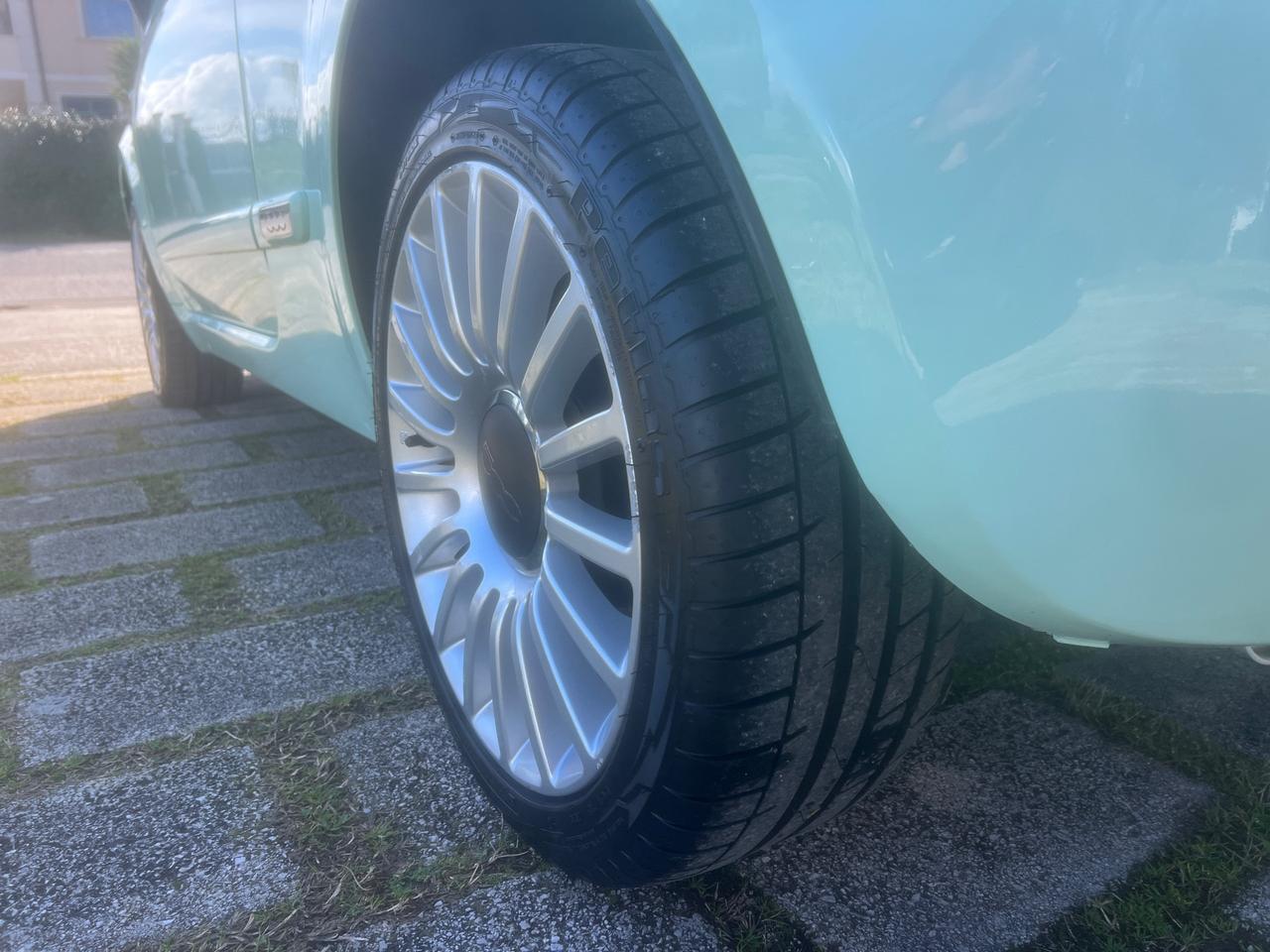 Fiat 500 1.3MJT 95CV Lounge LATTE E MENTA-2015