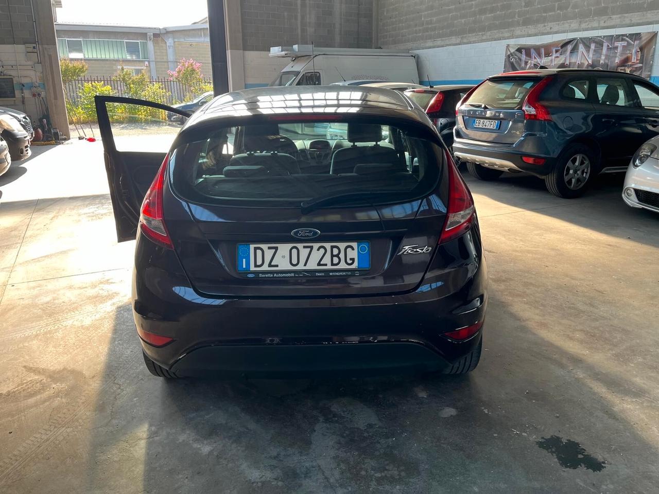 Ford fiesta 1.4benzina GpL