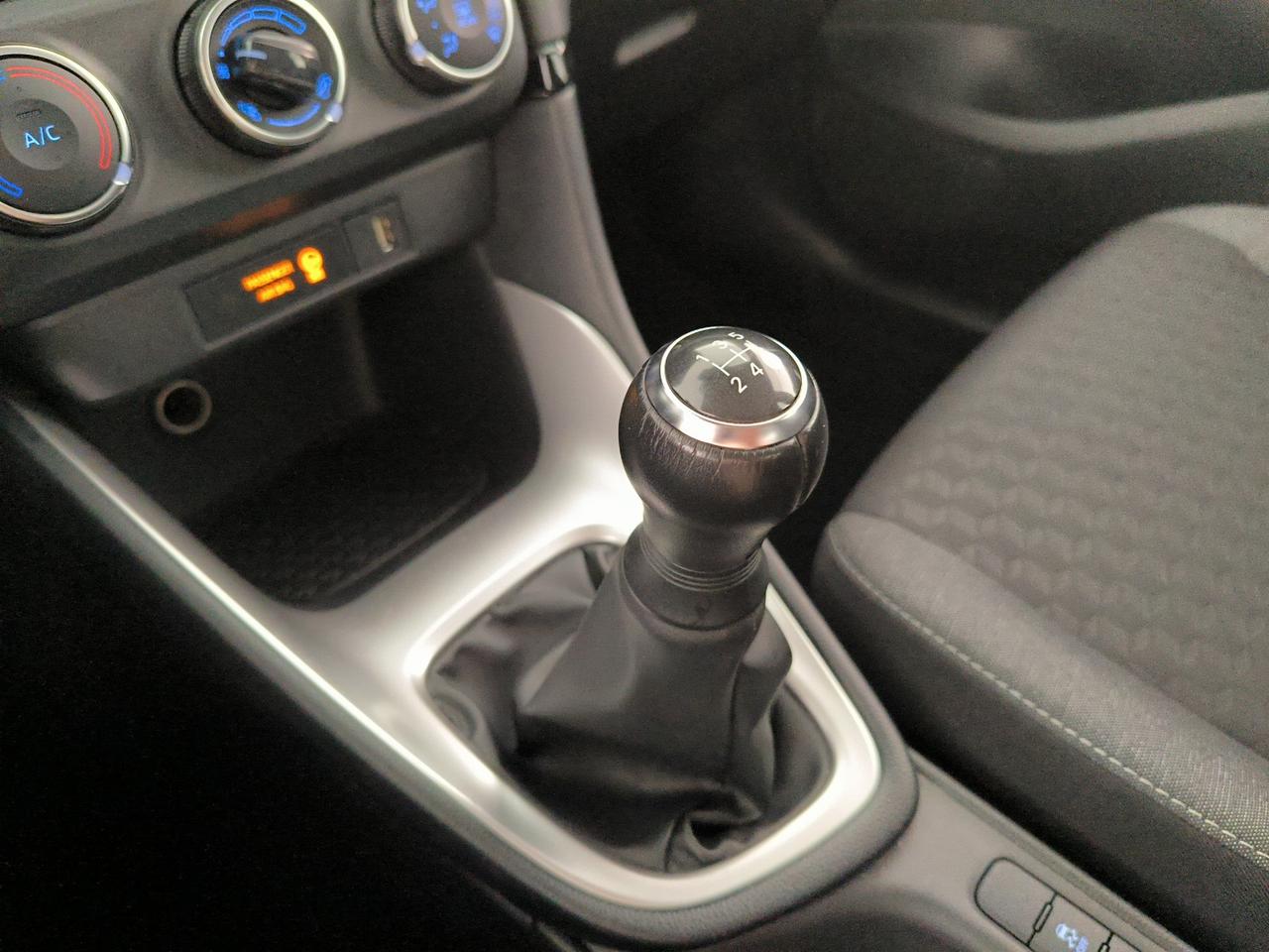 Toyota Yaris 1.0 active