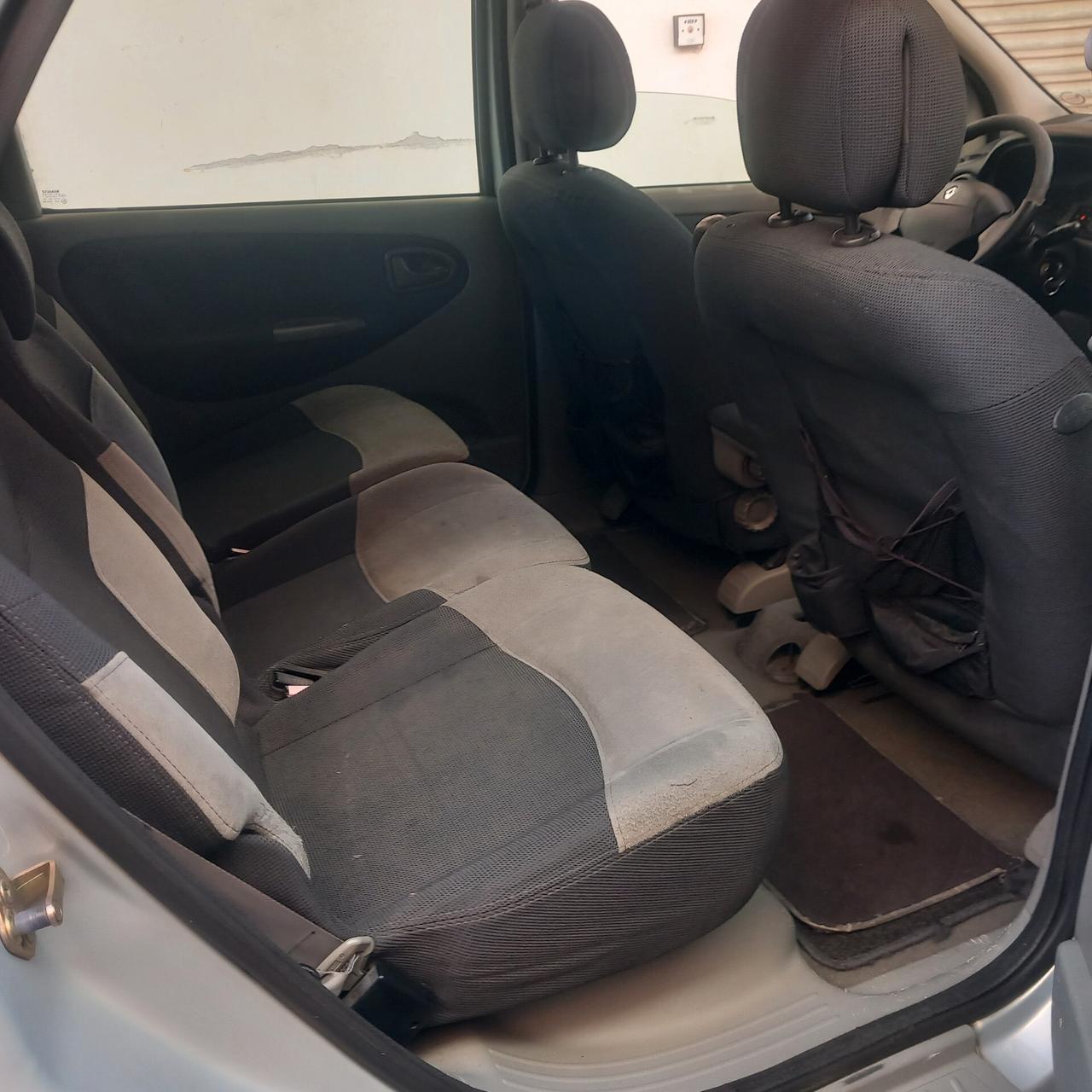 Renault Scenic Grand Scénic 1.9 dCi Luxe Dynamique