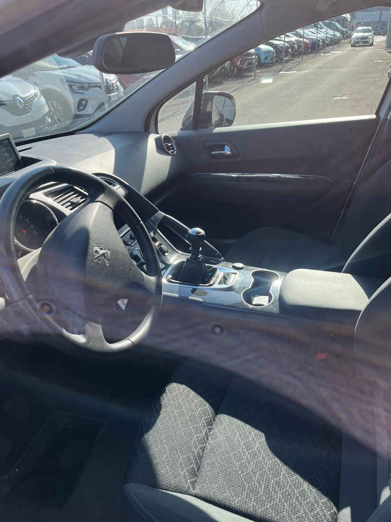 Peugeot 3008 BlueHDi 120 EAT6 S&S Business