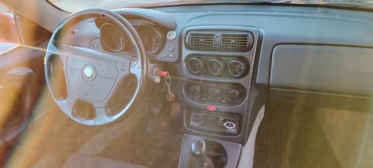Alfa Romeo GTV 2.0i T. Spark