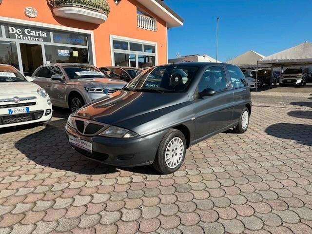 LANCIA Ypsilon Hybrid 1.0 Benz. 70CV Silver - 2022