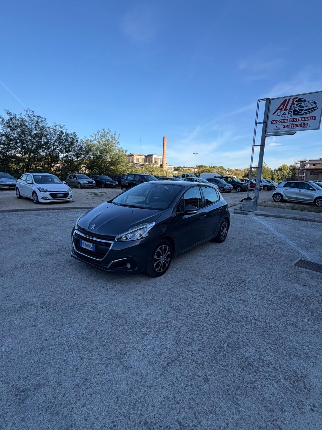 Peugeot 208 PureTech 82 5 porte Allure