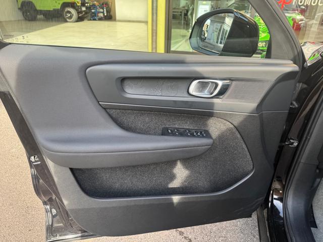 VOLVO XC40 B3 automatico Core