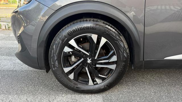 PEUGEOT 2008 1.2PURETECH 100CV S&S ALLURE*C.L.17*FULL LED*NAVI*
