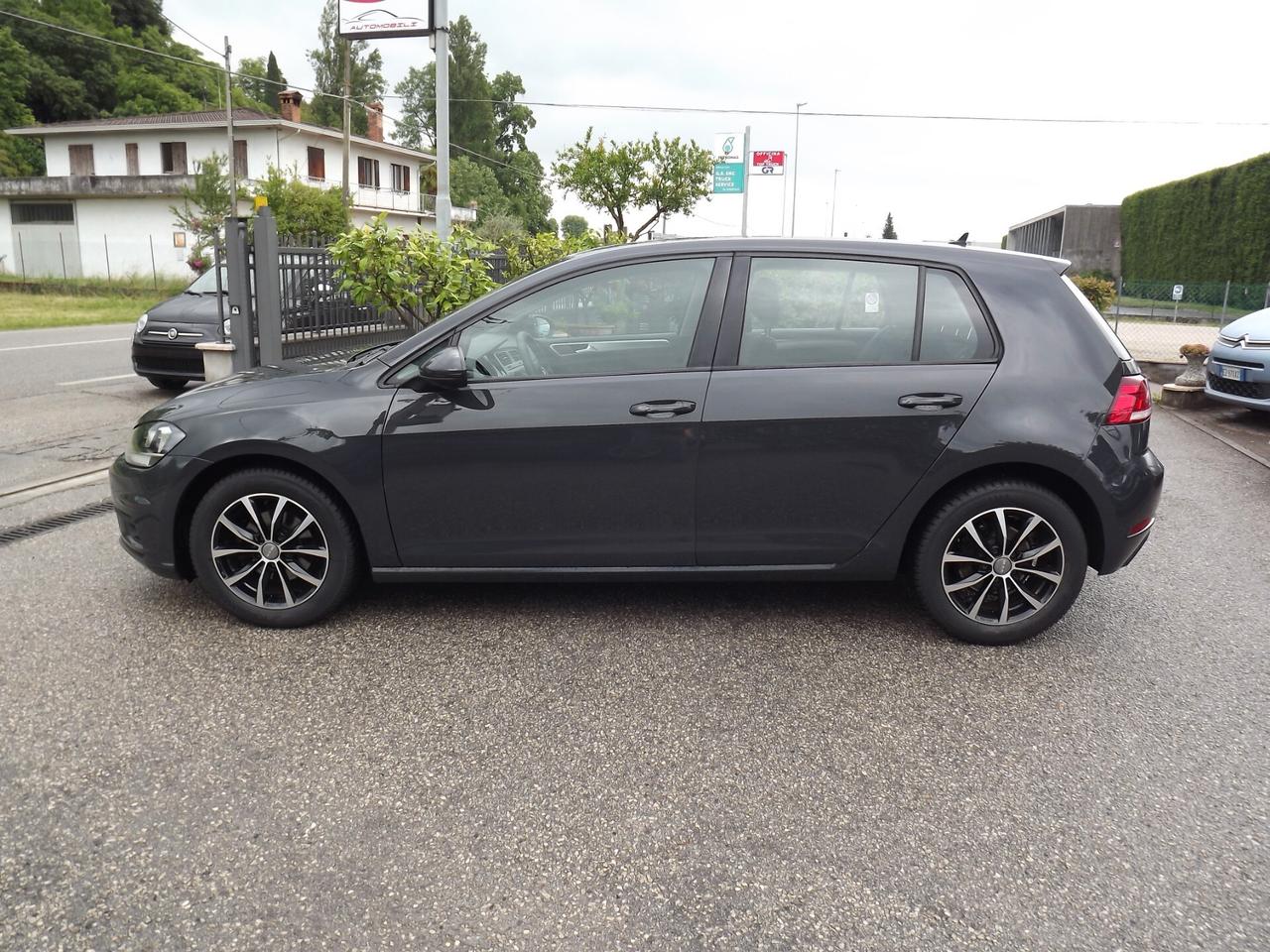 Volkswagen Golf 1.0 TSI 85 CV 5p. Trendline BlueMotion Technology
