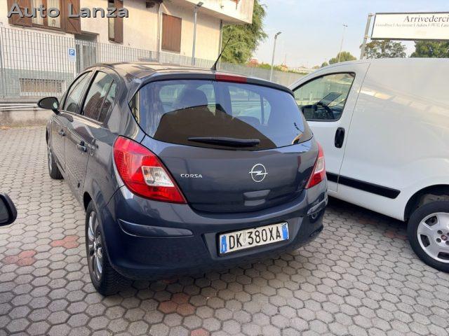 OPEL Corsa 1.4 16V 5 porte Enjoy ADATTA A NEOPATENTATI