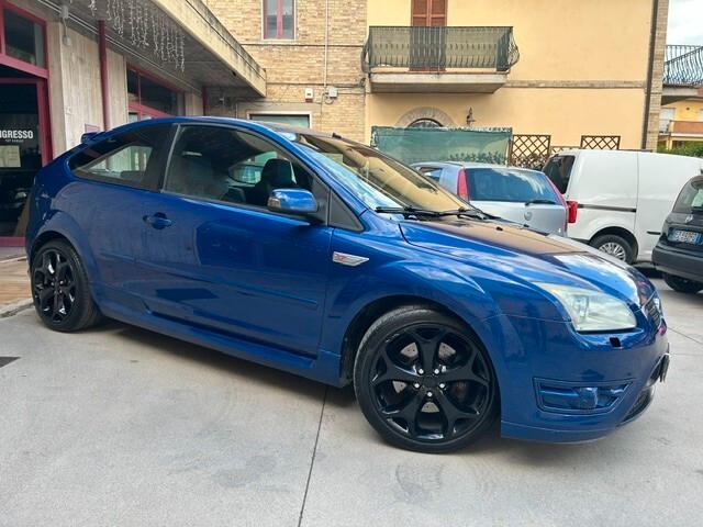 Ford Focus CC 2.5T (225CV) 20V Coupè ST