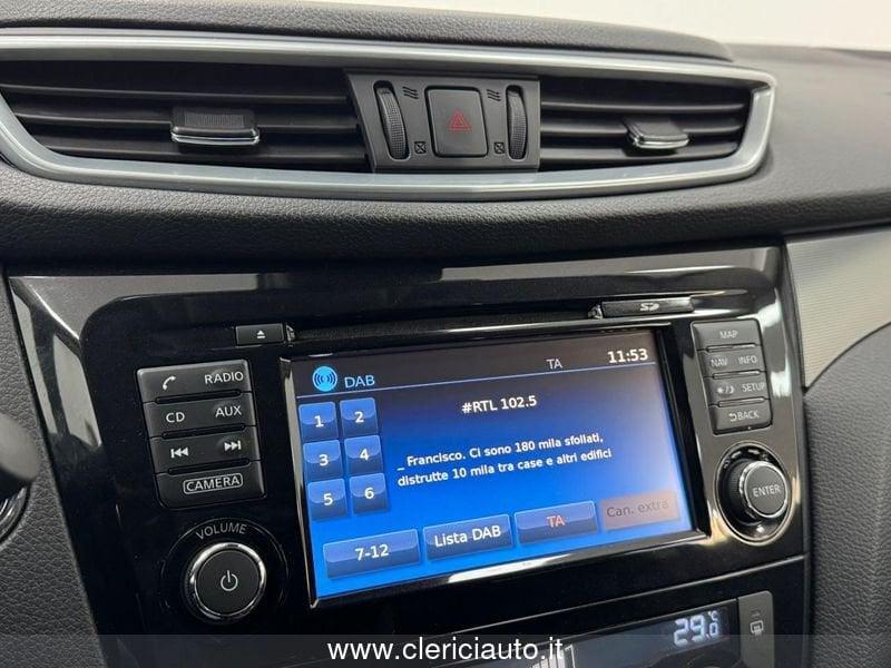 Nissan Qashqai 1.2 DIG-T N-Connecta (TETTO PAN.)