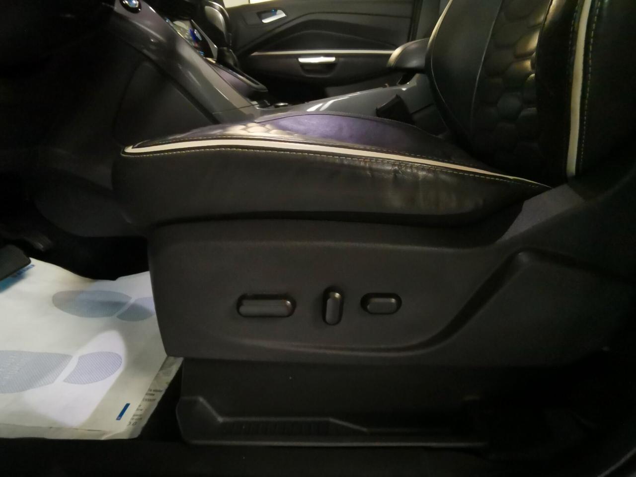 Ford Kuga 2.0 TDCI 180 CV 4WD Powershift Vignale