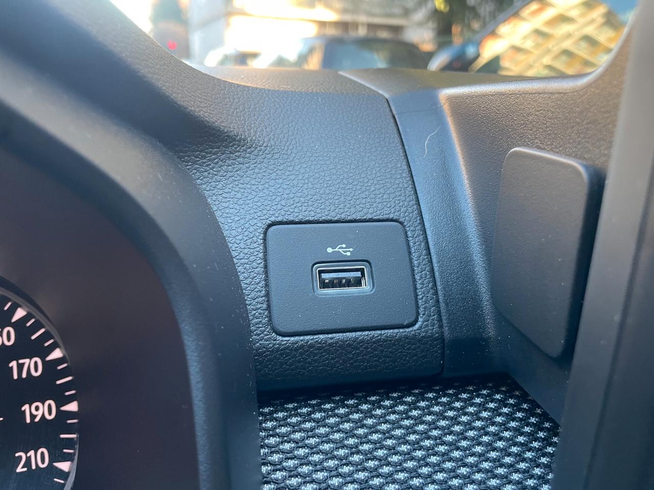 Dacia Sandero UNICO PROPRIETARIO - NEOPATENTATI