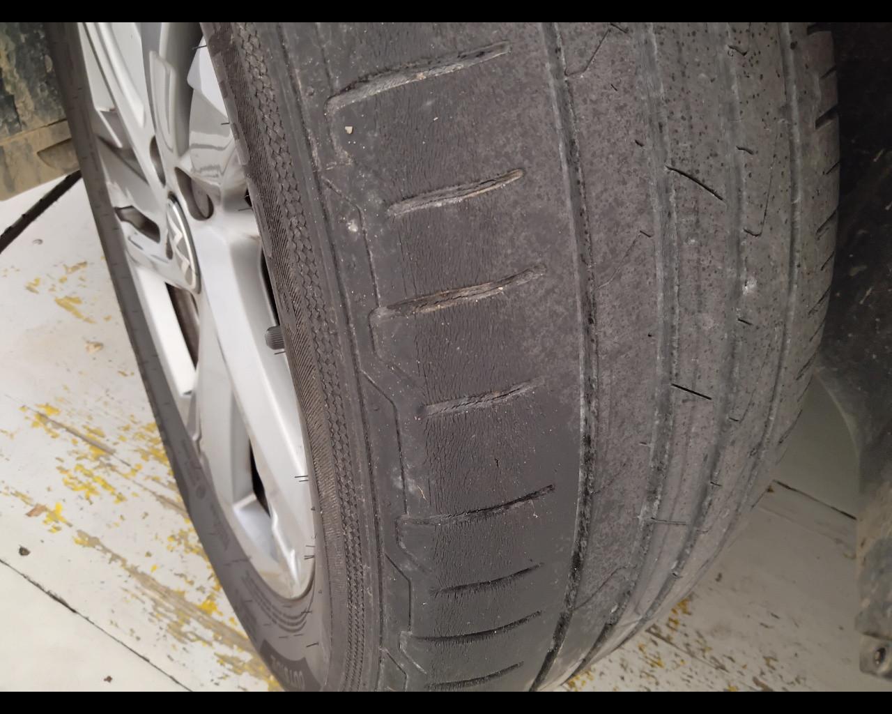 VOLKSWAGEN T-Roc I 2022 - T-Roc 1.0 tsi R-Line 110cv