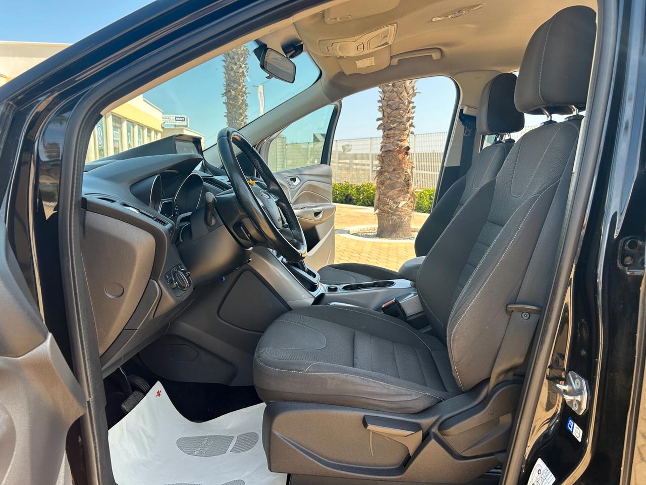 Ford Kuga 2.0 TDCI 150CV Business Automatica