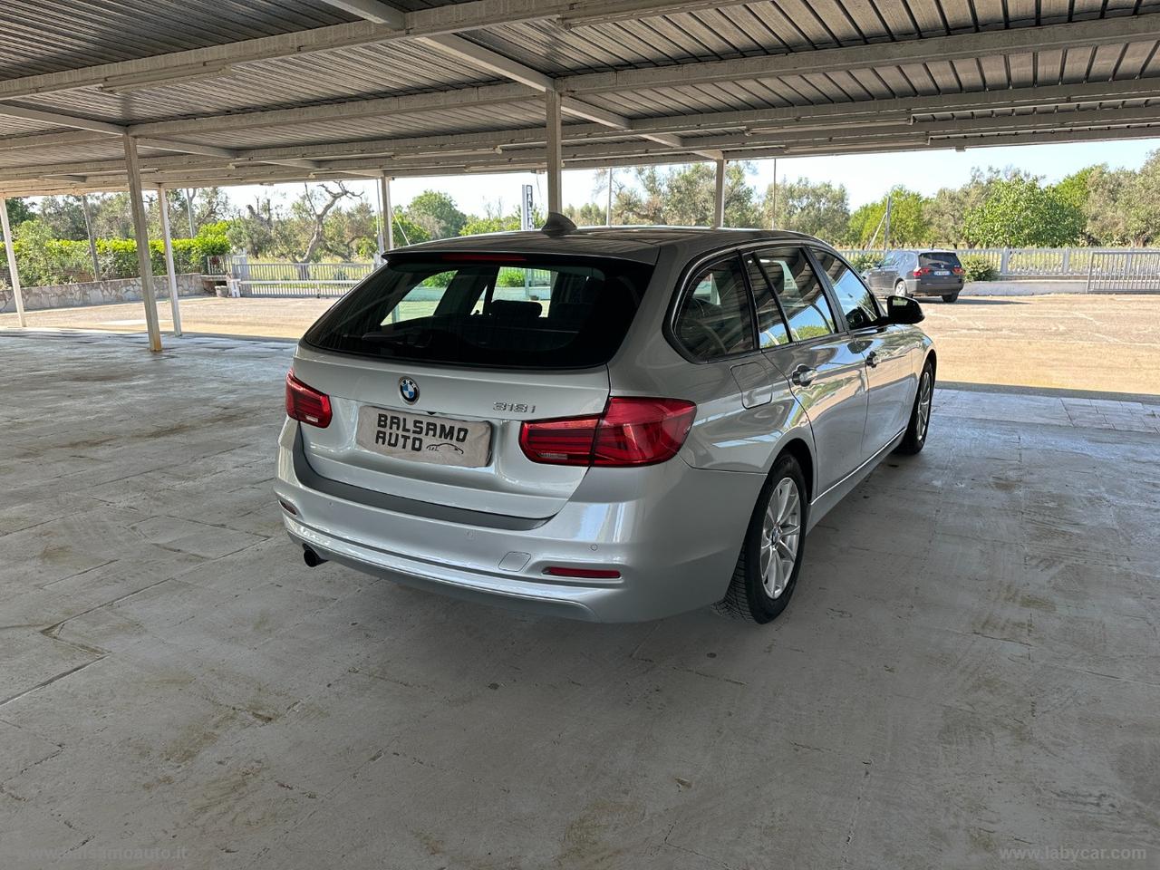 BMW 318i Touring Business Advantage aut.
