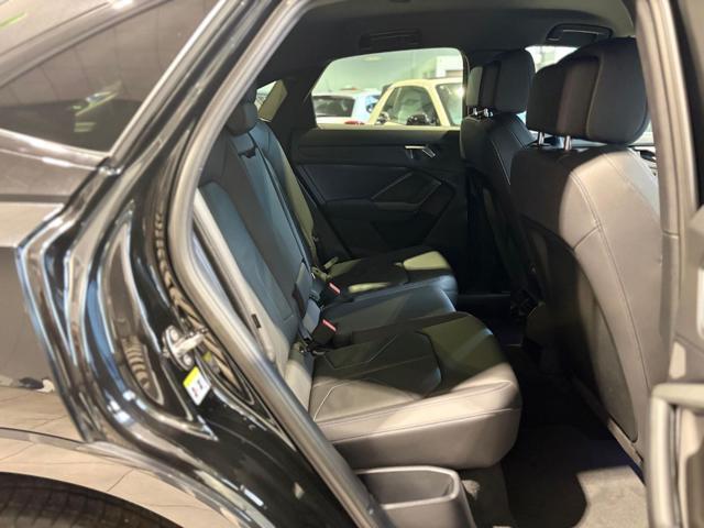 AUDI Q3 SPB/Sportback 35TDI S tronic S line Identity Black