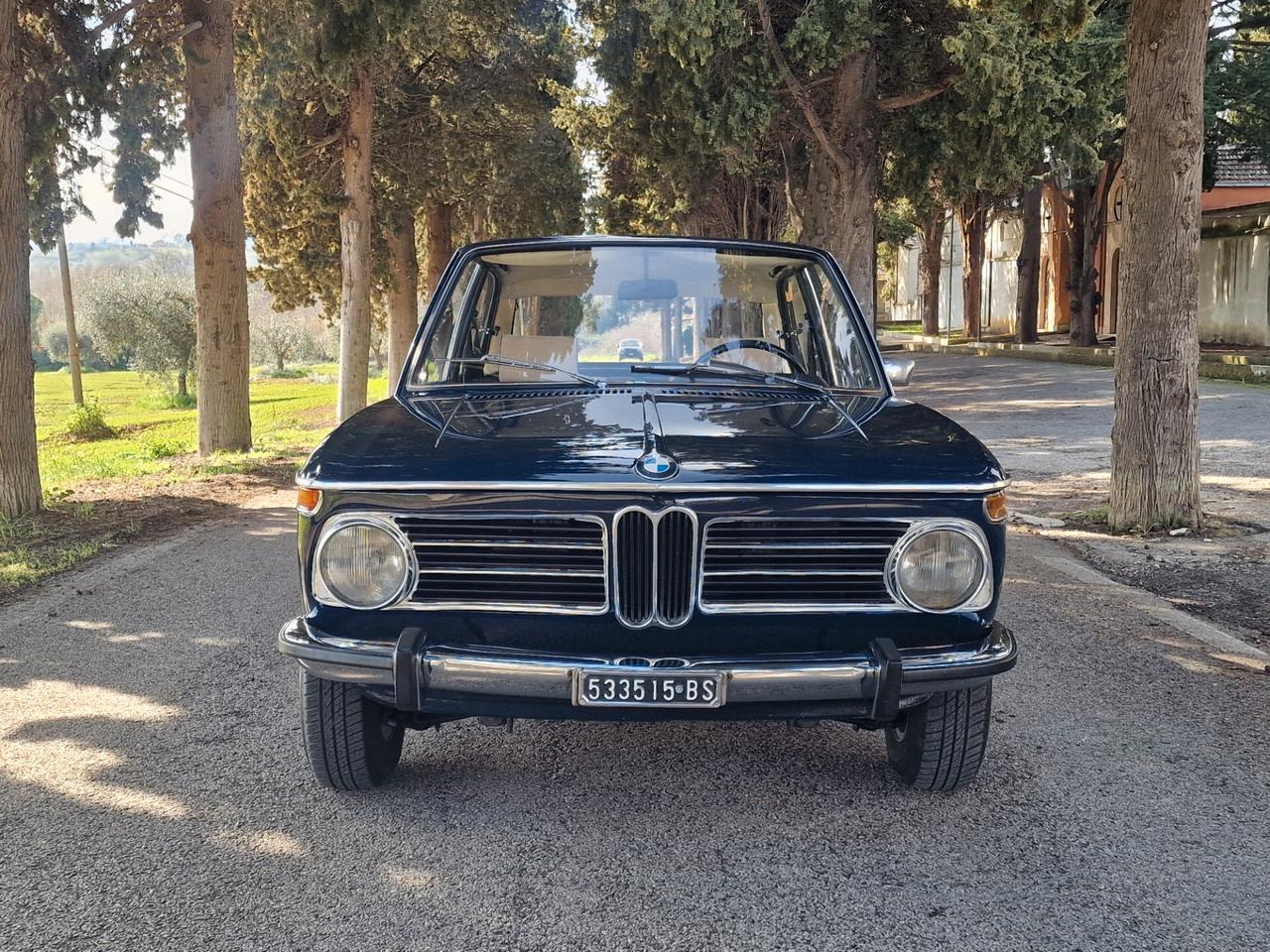 Bmw 2002 Tii - Book Service 5 speed