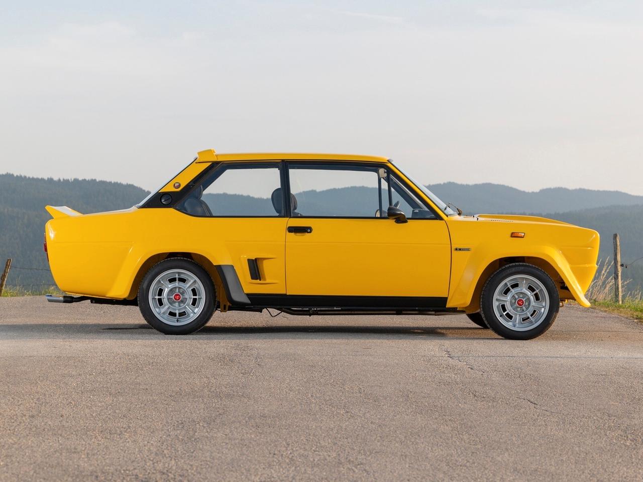 Fiat 131 ABARTH RALLY STRADALE REPLICA
