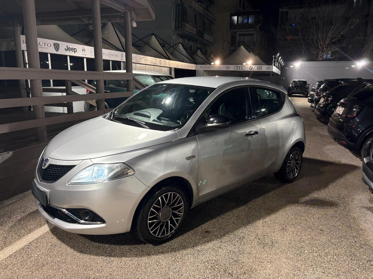 Lancia Ypsilon 1.3 MJT 16V 95 CV 5 porte S&S Platinum