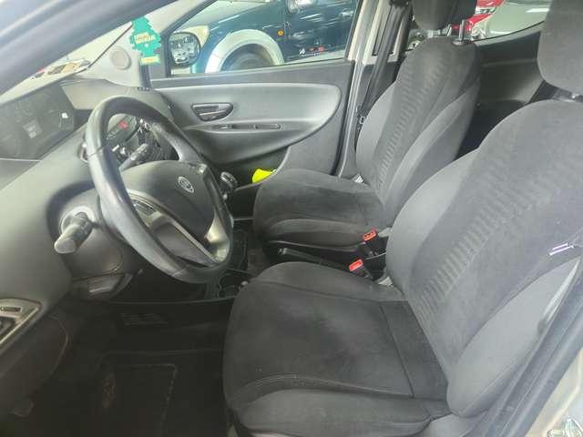 Lancia Ypsilon Ypsilon III 2011 1.2 8v Platinum 69cv E6