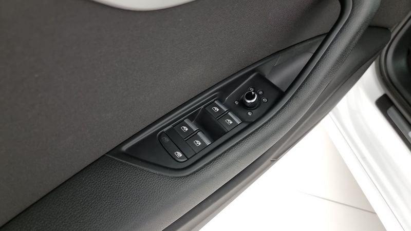 Audi A4 Avant 35 TFSI S tronic Business Advanced