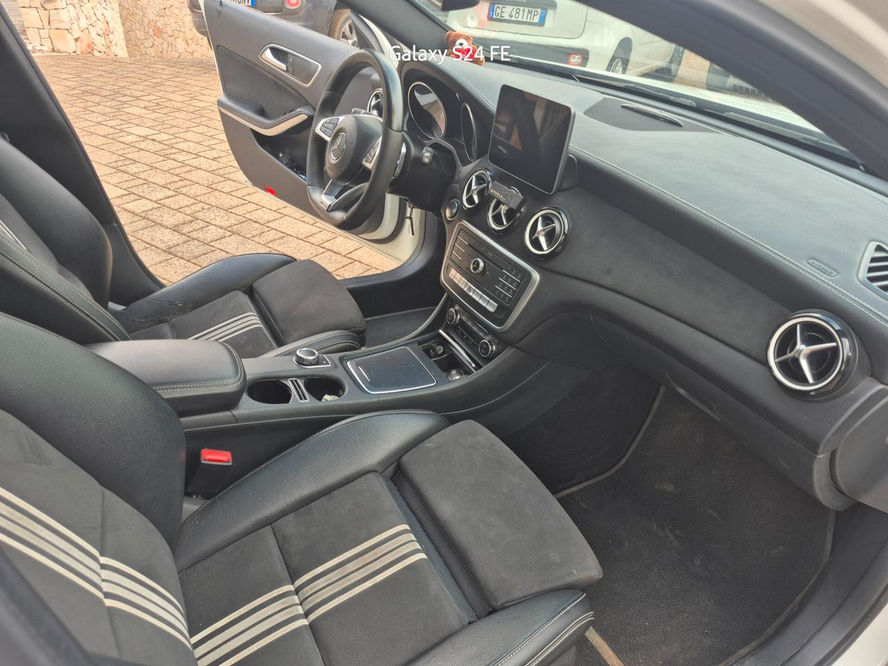 Mercedes-benz A 200 d Automatic 4Matic Premium