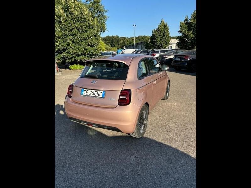 FIAT 500 500e Cabrio 42 kWh Icon +