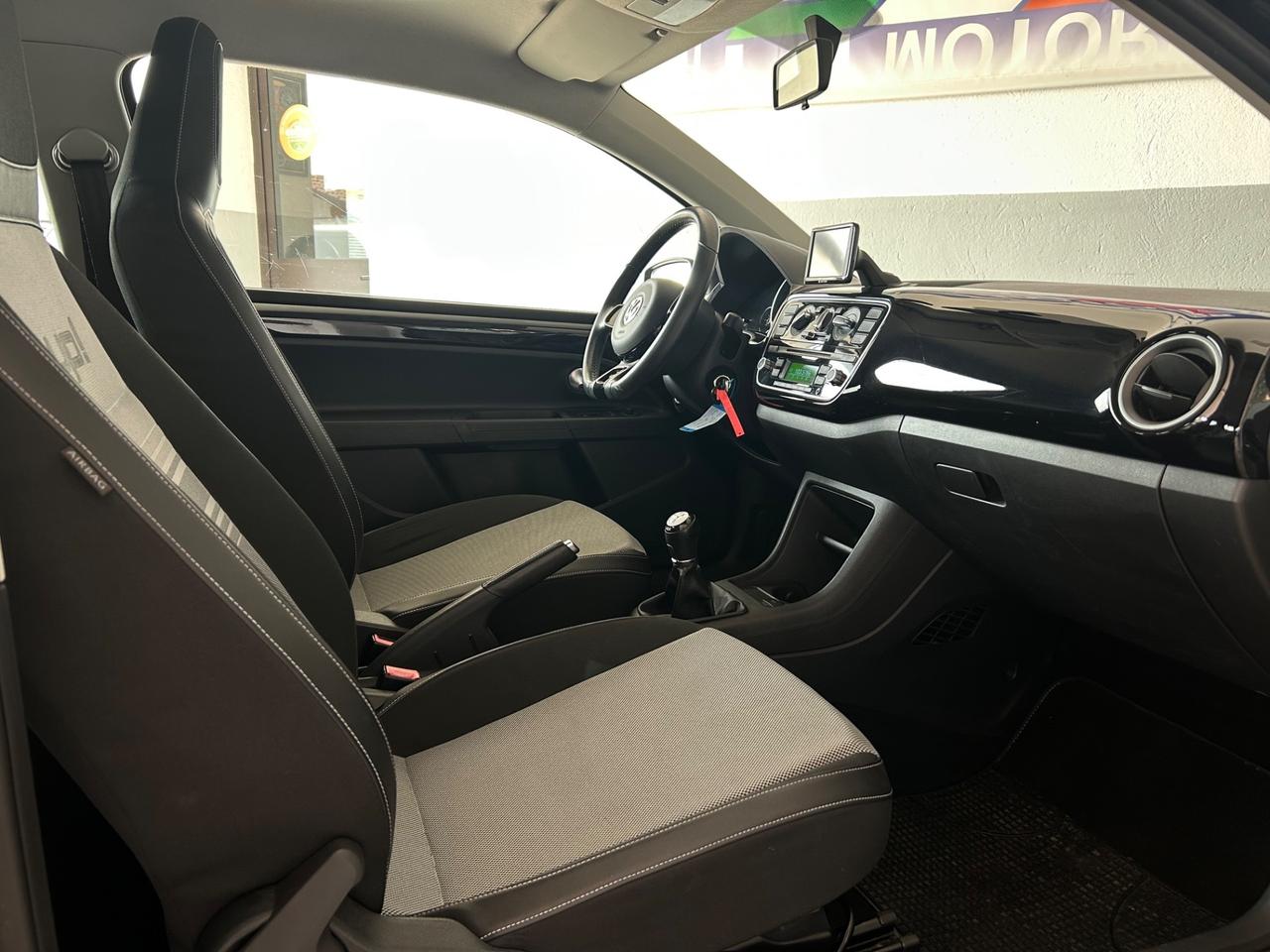 Volkswagen up! 1.0 75 CV 3p. black full.navi,bluetooth