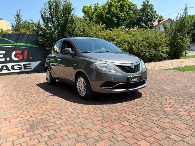 Lancia Ypsilon 1.2 Silver ecochic Gpl 69cv