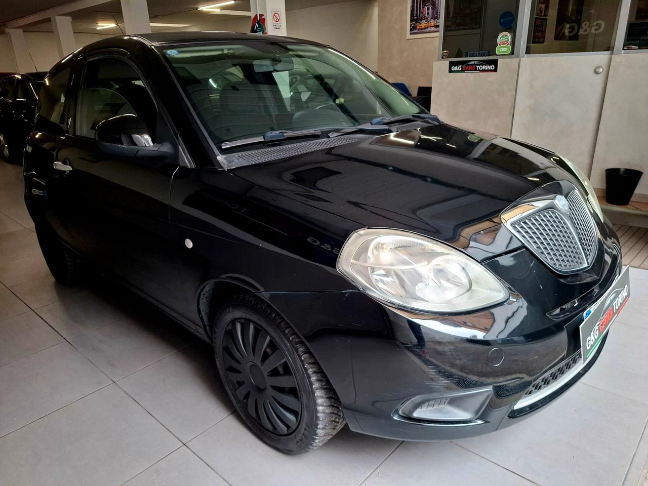 Lancia Ypsilon 1.4 Argento
