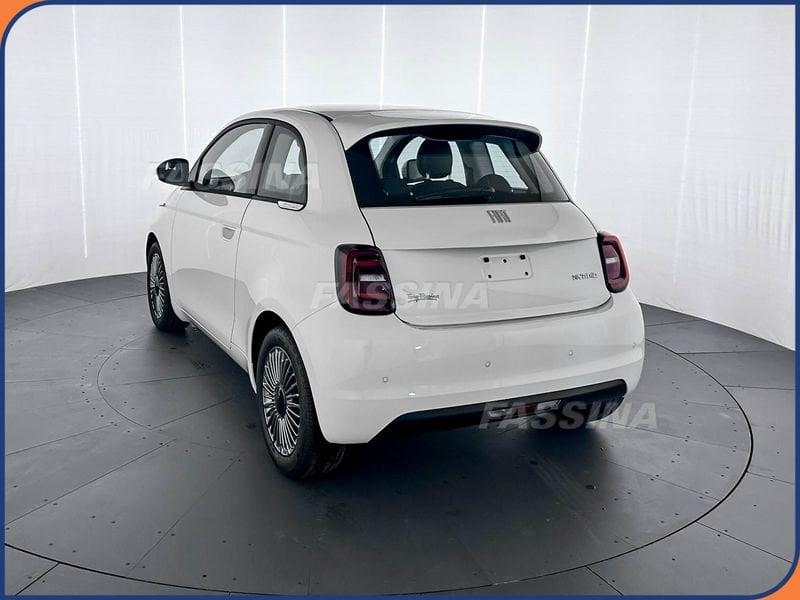 FIAT 500 500 1.0 hybrid Torino Hatchback 65cv