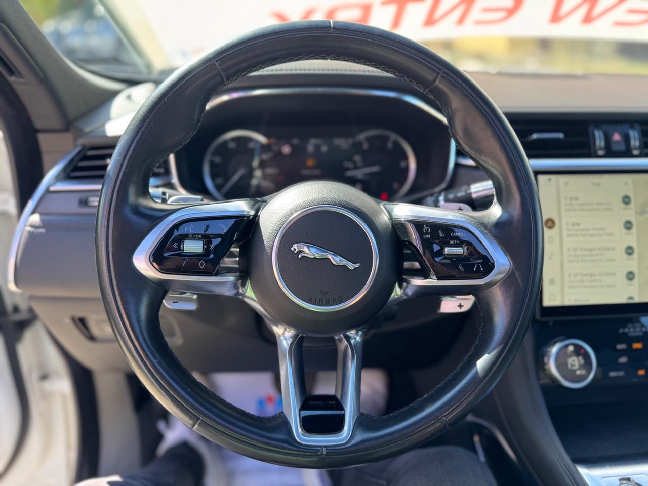 JAGUAR F-PACE 30D 300 CV MHEV R-DYNAMIC R22 TETTO FULL IVA