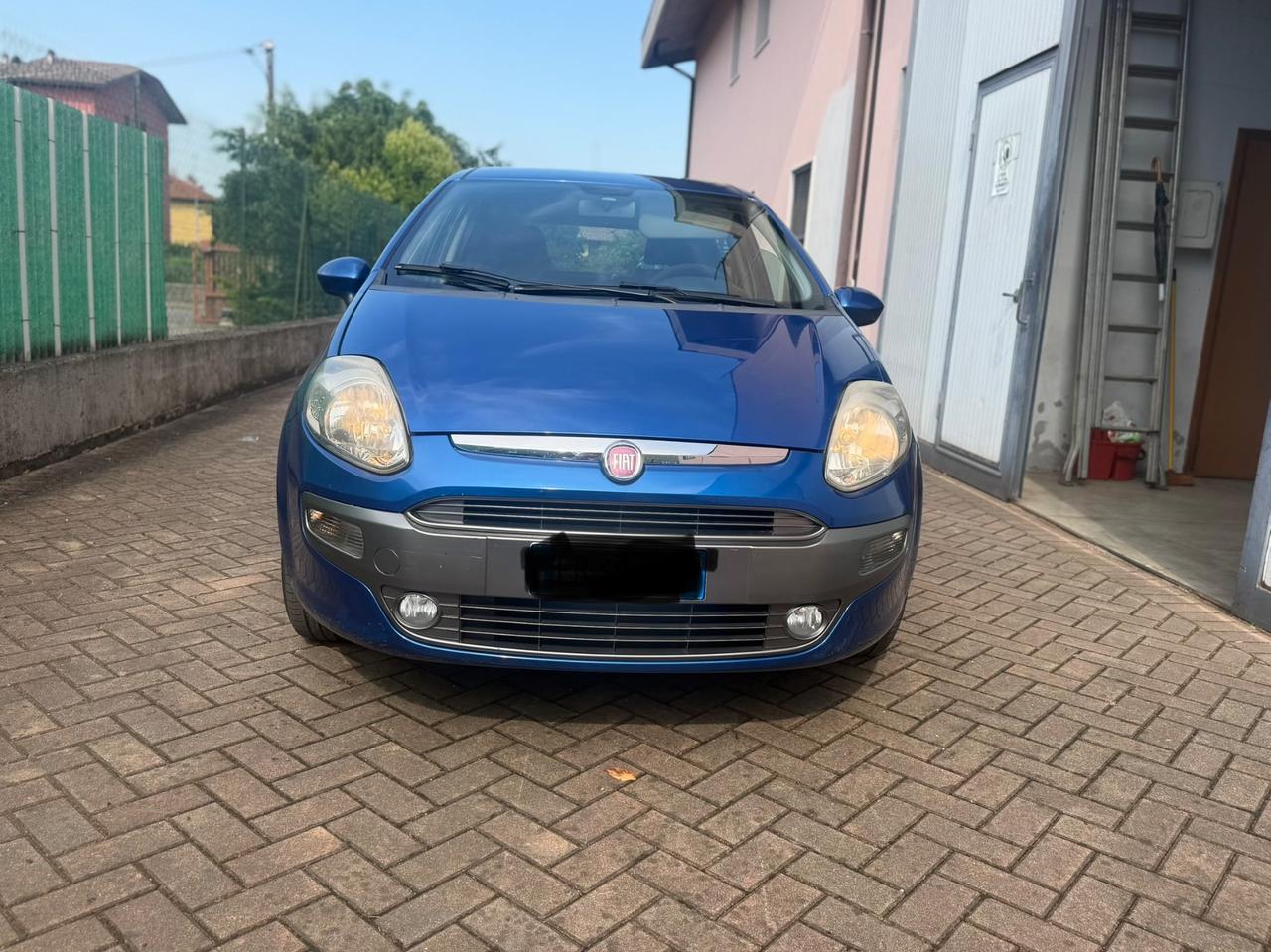 Fiat Punto Evo 1.4 5 porte Dynamic GPL euro5 neopatentati