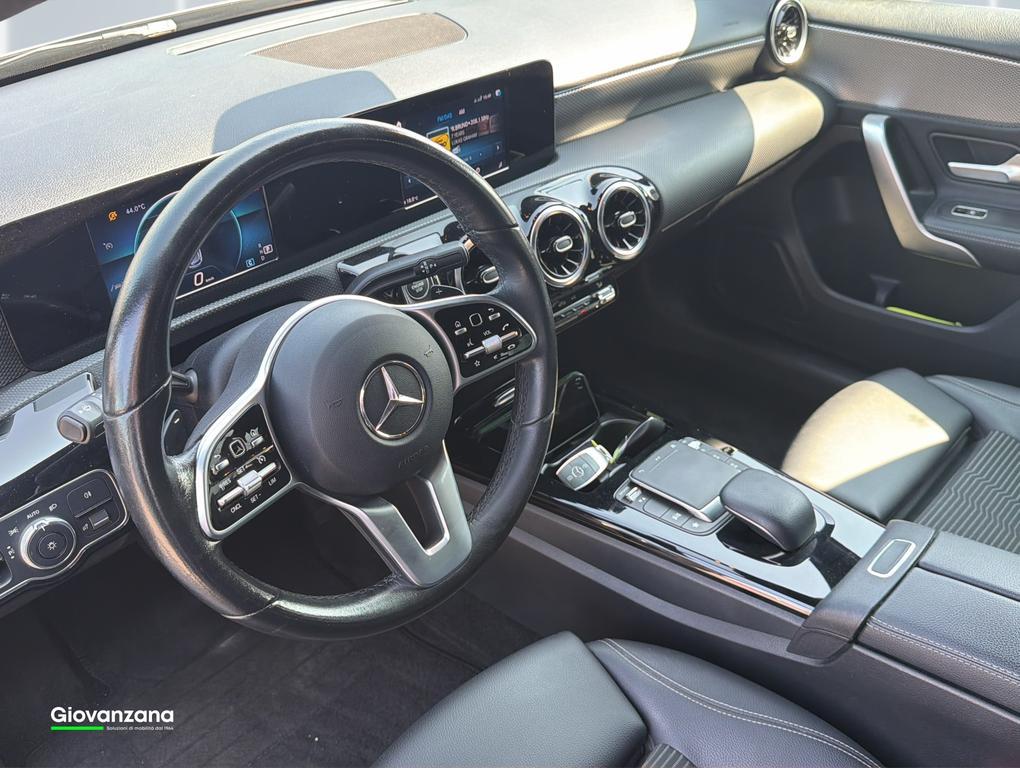 Mercedes Classe A 180 180 D Business 7G-DCT