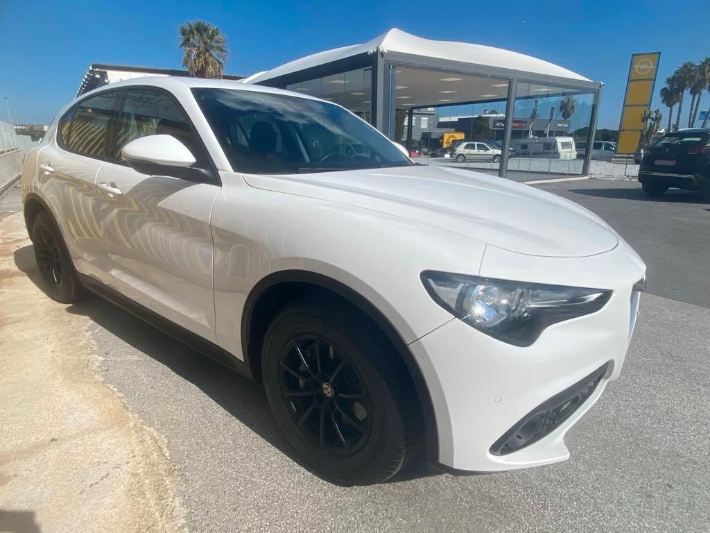 Alfa Romeo Stelvio 2.2 Turbodiesel 160 CV AT8 RWD Business