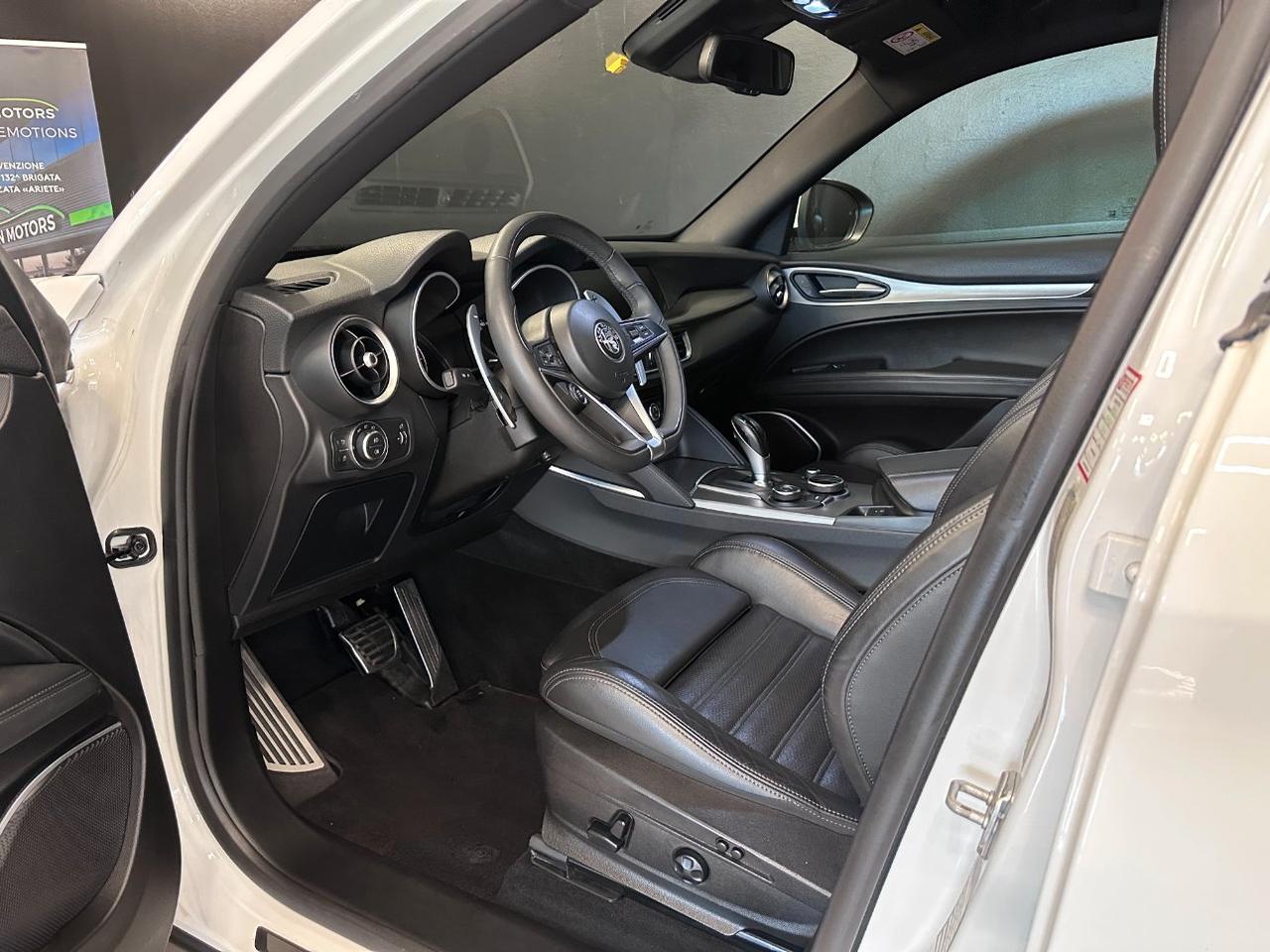 Alfa Romeo Stelvio 2.2 t Executive Q4 210cv auto my19