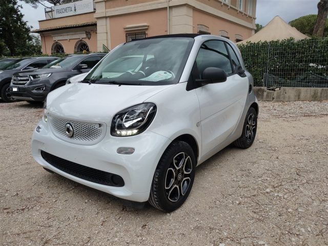 SMART ForTwo 1.0 T.amic CARPLAY,CRUISE,CERCHI LEGA,CLIMA ..