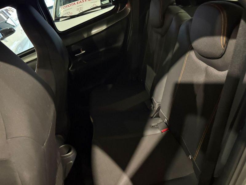 Toyota Aygo X 1.0B (72 CV) Limited Air S-CVT