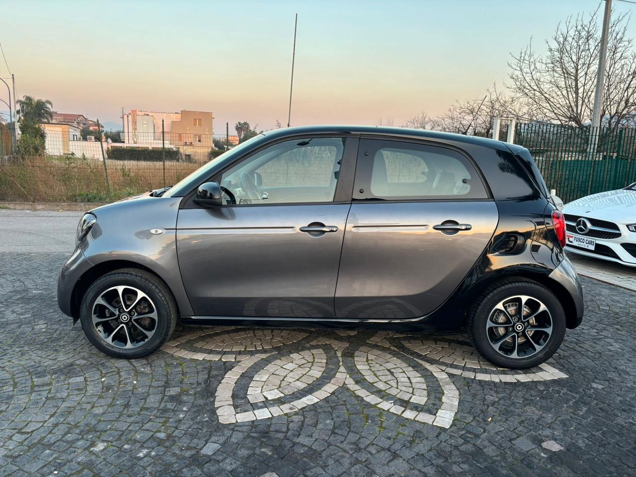 Smart ForFour 70 1.0 Youngster