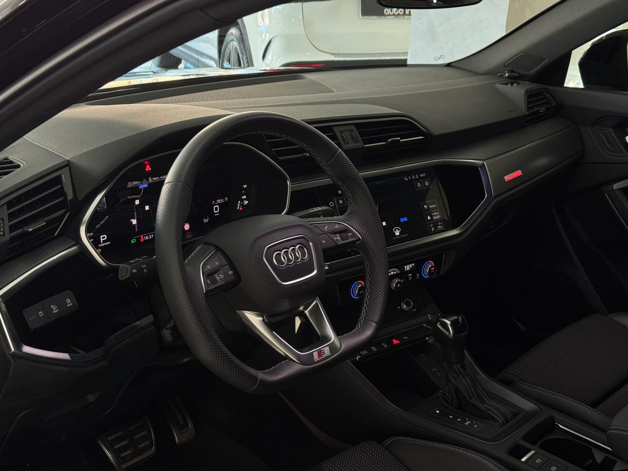 Audi Q3 SPB 35 TDI S tronic S Line Identity Black
