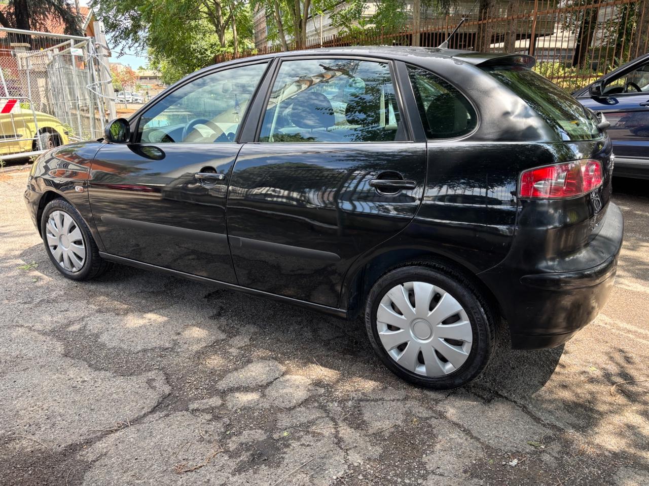Seat Ibiza 1.4 16V 5p. Reference