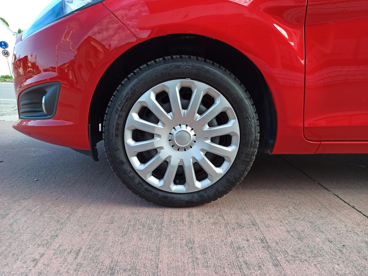 Ford Fiesta 1.4 5p. Bz.- GPL Titanium