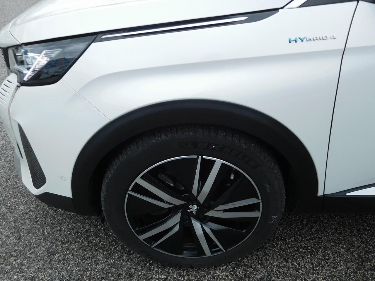 Peugeot 3008 Hybrid4 300 e-EAT8 GT Pack 4X4