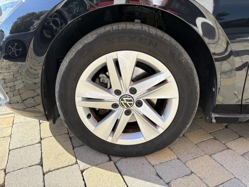 Volkswagen Golf 1.0 tsi evo Life 110cv LED-NAVI-CAM